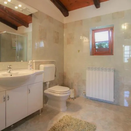 Ariana A4 * Novigrad Istria
