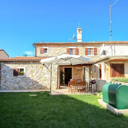 Ariana A4 Novigrad Istria